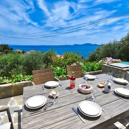 Apartment The Sea-view - 500m From The Beach Katavolos