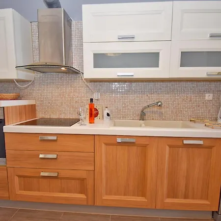 Apartment The Sea-view - 500m From The Beach